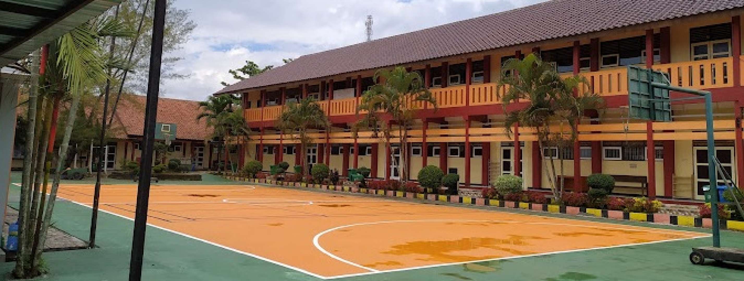 LAPANGAN BASKET